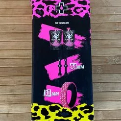 Muc-Off Muc Off Ultimate Tubeless Kit - DH/Trail/Enduro Tubeless Set 17 Muc-Off Muc Off Ultimate Tubeless Kit - DH/Trail/Enduro Tubeless Set -Neatflow Verkäufe 5488460 large