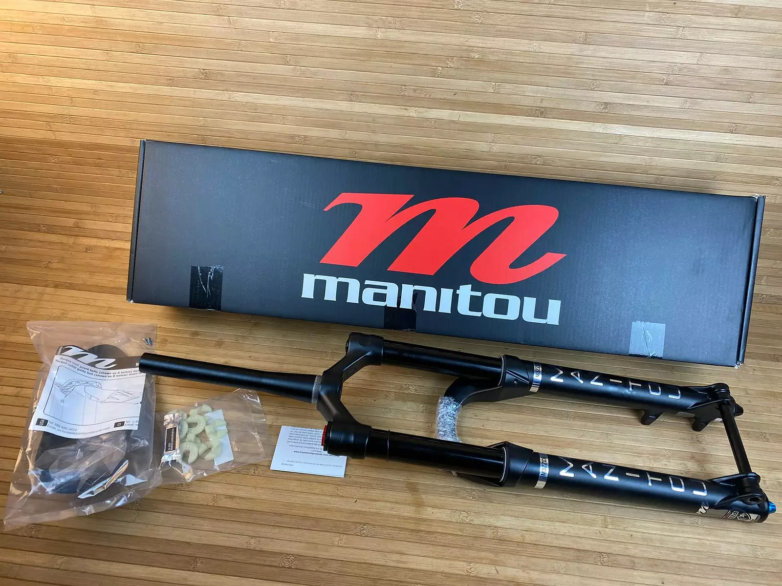 Manitou Mezzer PRO 180mm / 27,5" / Dorado AIR System / Boost Federgabel 3 Manitou Mezzer PRO 180mm / 27,5" / Dorado AIR System / Boost Federgabel