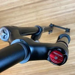 Manitou Mezzer PRO 180mm / 27,5" / Dorado AIR System / Boost Federgabel 14 Manitou Mezzer PRO 180mm / 27,5" / Dorado AIR System / Boost Federgabel -Neatflow Verkäufe 5546699 large