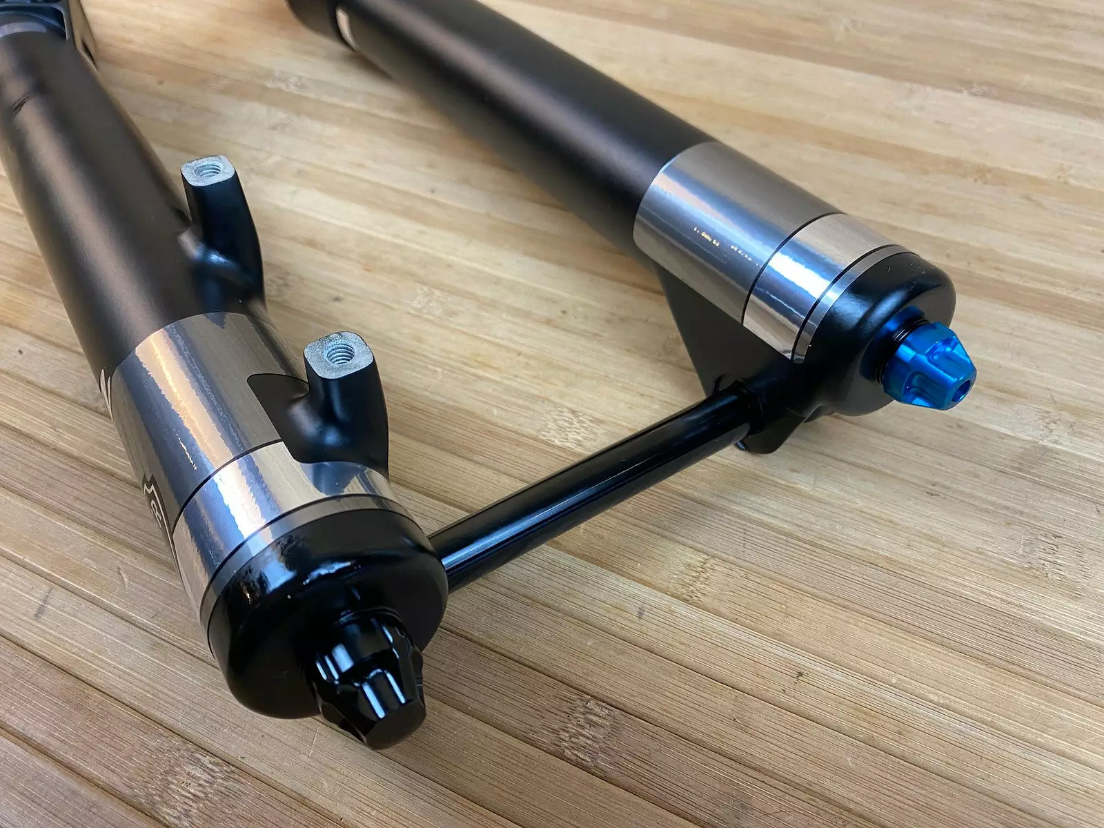 Manitou Mezzer PRO 180mm / 27,5" / Dorado AIR System / Boost Federgabel 10 Manitou Mezzer PRO 180mm / 27,5" / Dorado AIR System / Boost Federgabel – Bild 8