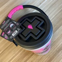 Muc-Off Muc Off Bucket Kit Reiniger Set -Neatflow Verkäufe 5609631 large