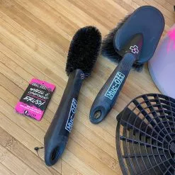 Muc-Off Muc Off Bucket Kit Reiniger Set -Neatflow Verkäufe 5609634 large