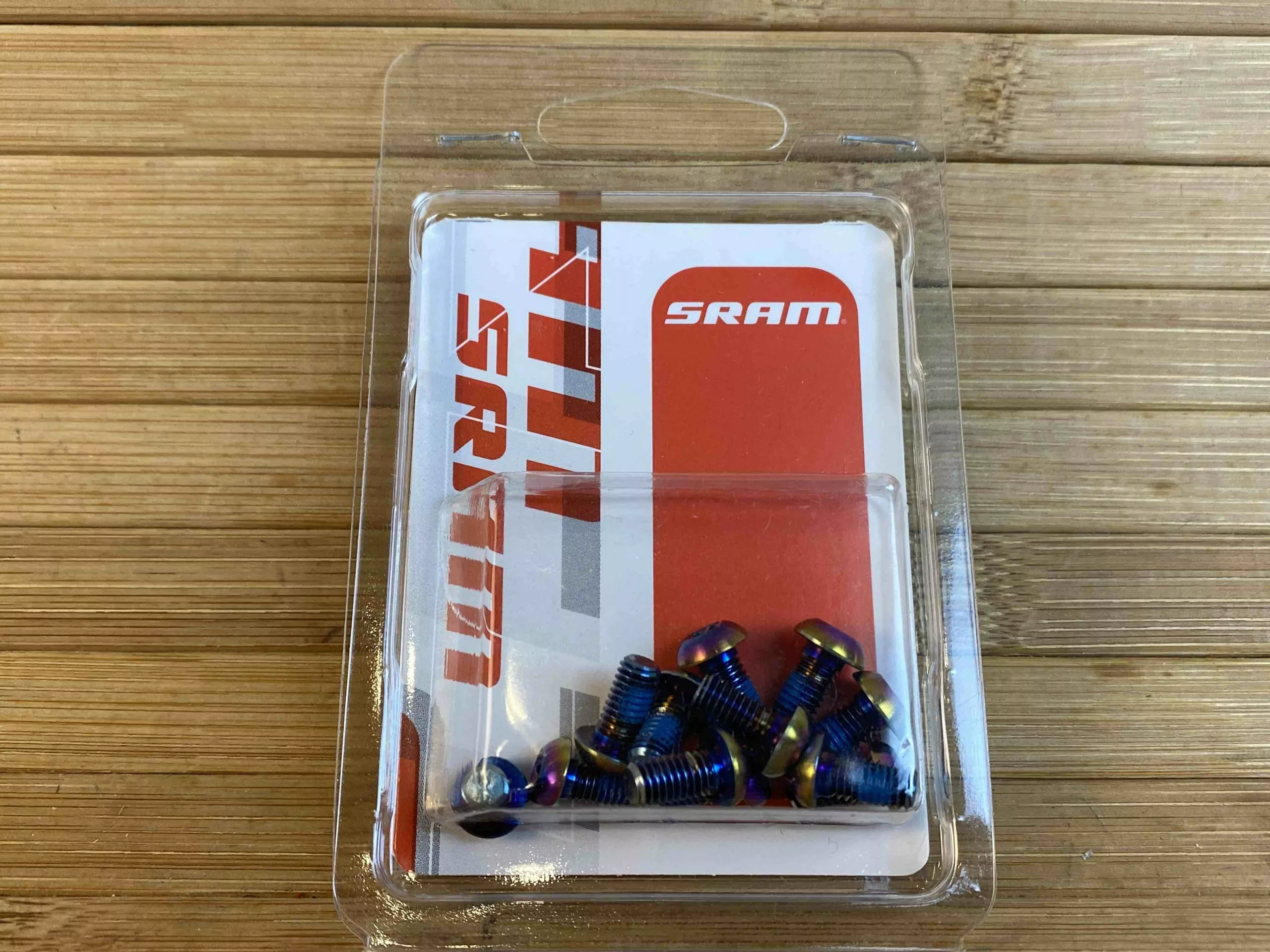 SRAM Schrauben Bremsscheibe Rainbow TITAN 12 Stk. 3 SRAM Schrauben Bremsscheibe Rainbow TITAN 12 Stk.