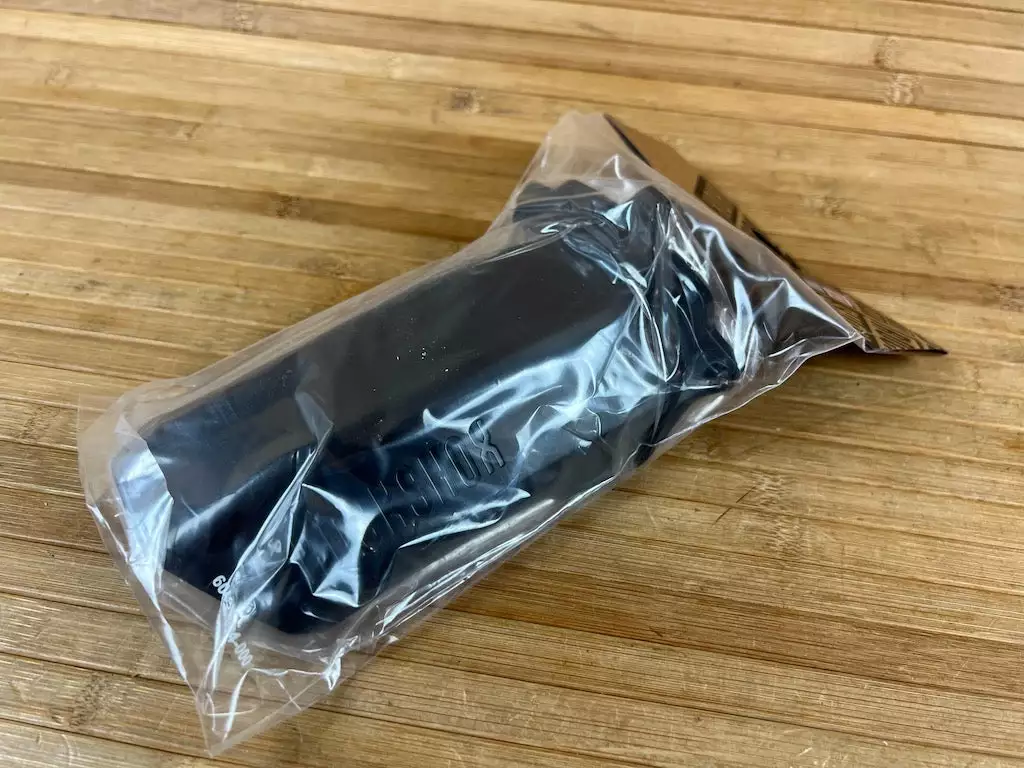 Rock-shox Rock Shox Pike / Lyrik 2023 Mud Guard / Schutzblech / Fender Schwarz 4 Rock-shox Rock Shox Pike / Lyrik 2023 Mud Guard / Schutzblech / Fender Schwarz – Bild 2