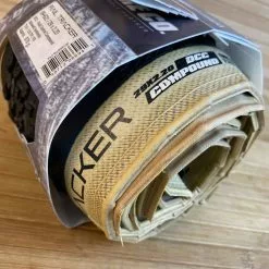 Vee Tire RAIL TRACKER 29 X 2.20 Reifen -Neatflow Verkäufe IMG 0200 scaled