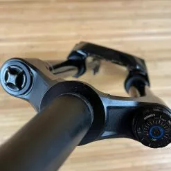 Rock-shox RockShox Zeb Ultimate Federgabel Schwarz 190mm / 27,5" -Neatflow Verkäufe IMG 0256 8683c53d e351 463f aa75 f58afd7e7b19