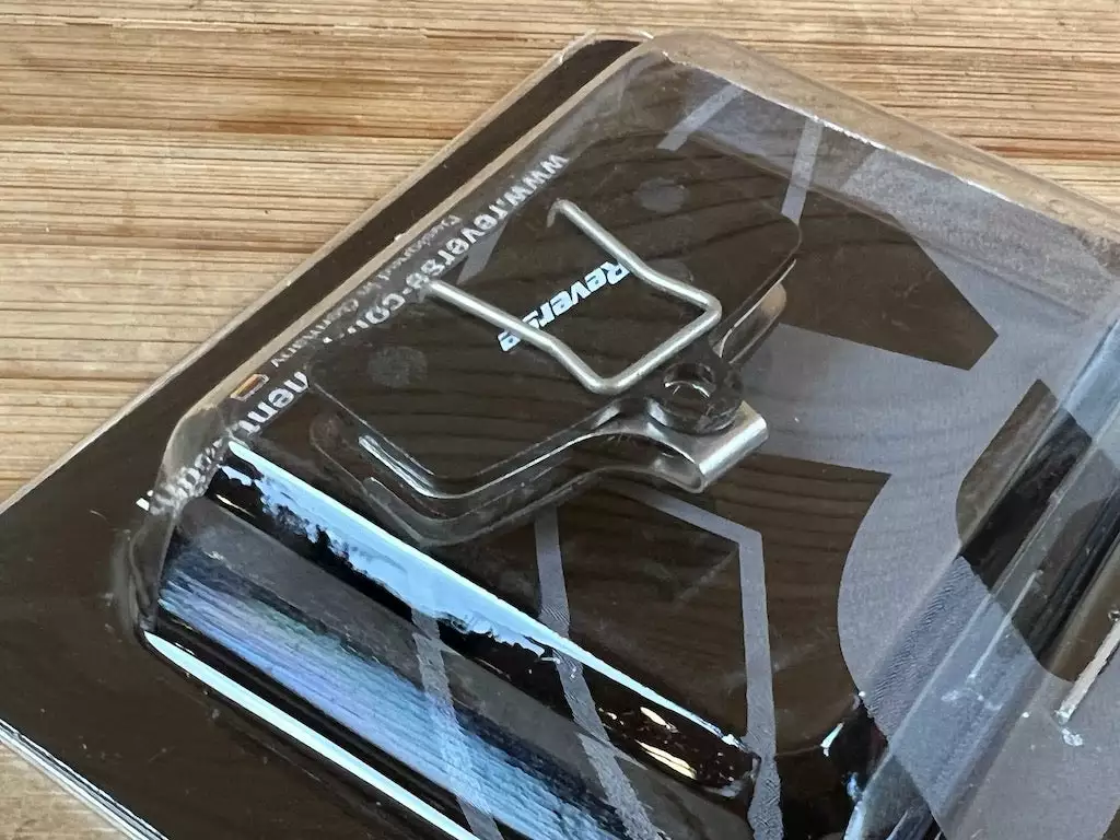 Reverse Shimano Saint / Zee Bremsbeläge Organisch 4 Reverse Shimano Saint / Zee Bremsbeläge Organisch – Bild 2