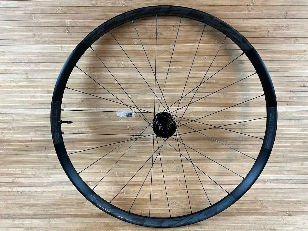 Race Face Aeffect R 30 Hinterrad HR 29" Boost Schwarz XD 9 Race Face Aeffect R 30 Hinterrad HR 29" Boost Schwarz XD – Bild 7