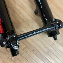 Fox 36 2021 Grip 3-POS 160mm / 27,5" Federgabel Shiny Black 30 Fox 36 2021 Grip 3-POS 160mm / 27,5" Federgabel Shiny Black -Neatflow Verkäufe IMG 0744 aaca83a8 99a5 4031 8d62 40c9434ff07d