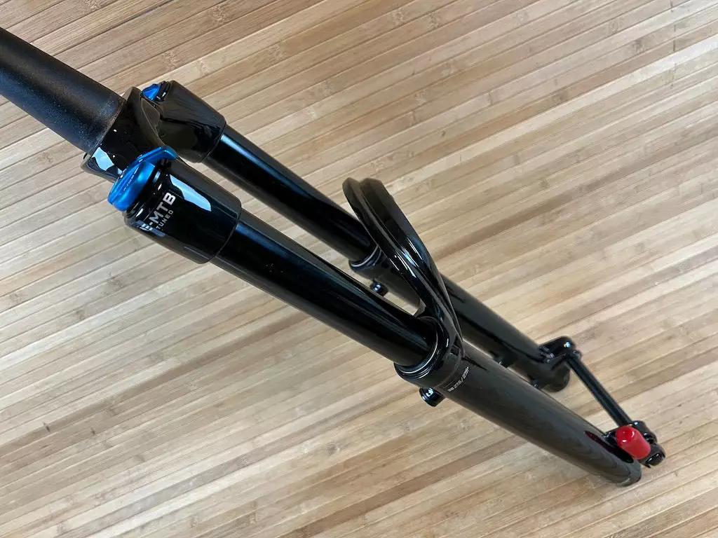 Fox 36 2021 Grip 3-POS 160mm / 27,5" Federgabel Shiny Black 15 Fox 36 2021 Grip 3-POS 160mm / 27,5" Federgabel Shiny Black – Bild 13