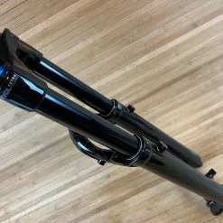 Fox 36 2021 Grip 3-POS 160mm / 27,5" Federgabel Shiny Black 26 Fox 36 2021 Grip 3-POS 160mm / 27,5" Federgabel Shiny Black -Neatflow Verkäufe IMG 0748 54102d9e 1846 41ce 98b2 d0883a758e02