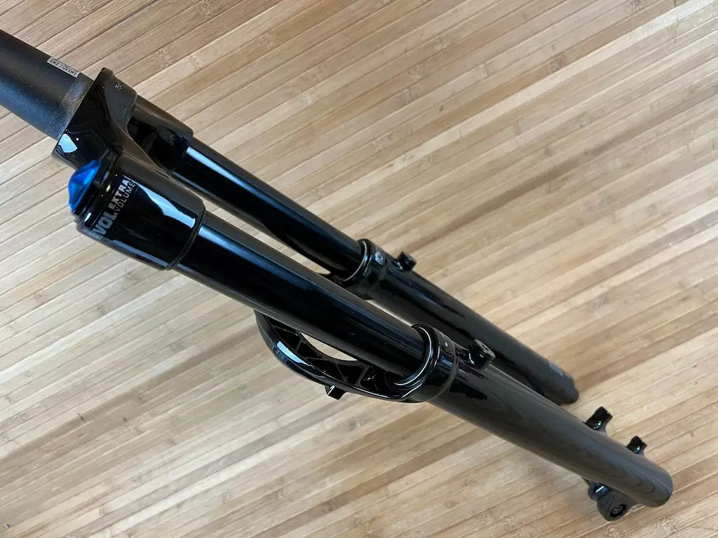 Fox 36 2021 Grip 3-POS 160mm / 27,5" Federgabel Shiny Black 12 Fox 36 2021 Grip 3-POS 160mm / 27,5" Federgabel Shiny Black – Bild 10