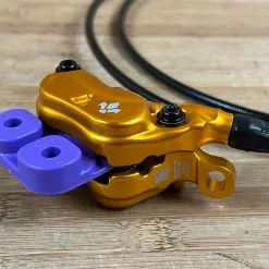 Formula CURA 4 Scheibenbremse Gold VR Oder HR -Neatflow Verkäufe IMG 1028 f62808be 15e7 45e4 a9d4 469b9c42b267