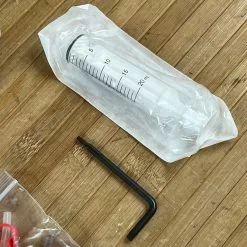 Manitou Bleed Kit / Entlüftungskit Dorado / Mezzer Damper Cartridge -Neatflow Verkäufe IMG 1108 5c9734c5 8be2 44f9 b9ff 8c16be02421d