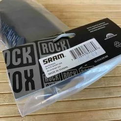 Rock-shox Rock Shox Zeb Mud Guard / Schutzblech / Fender Schwarz -Neatflow Verkäufe IMG 1138 scaled