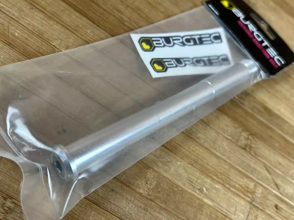 Burgtec Rock Shox Boost Achse / Axle Rhodium Silver 4 Burgtec Rock Shox Boost Achse / Axle Rhodium Silver – Bild 2
