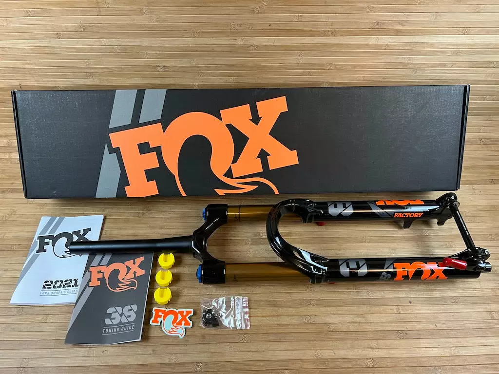 Fox 2021 38 Factory 27,5" 160mm Grip2 44mm Rake Federgabel Black 3 Fox 2021 38 Factory 27,5" 160mm Grip2 44mm Rake Federgabel Black