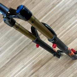 Fox 2021 38 Factory 27,5" 160mm Grip2 44mm Rake Federgabel Black 23 Fox 2021 38 Factory 27,5" 160mm Grip2 44mm Rake Federgabel Black -Neatflow Verkäufe IMG 1902