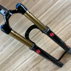 Fox 2021 38 Factory 27,5" 160mm Grip2 44mm Rake Federgabel Black 24 Fox 2021 38 Factory 27,5" 160mm Grip2 44mm Rake Federgabel Black -Neatflow Verkäufe IMG 1903