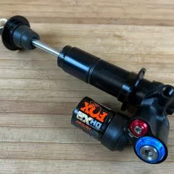 Fox DHX2 Factory Race 225x70mm Trunnion 2021 Dämpfer 15 Fox DHX2 Factory Race 225x70mm Trunnion 2021 Dämpfer -Neatflow Verkäufe IMG 1923