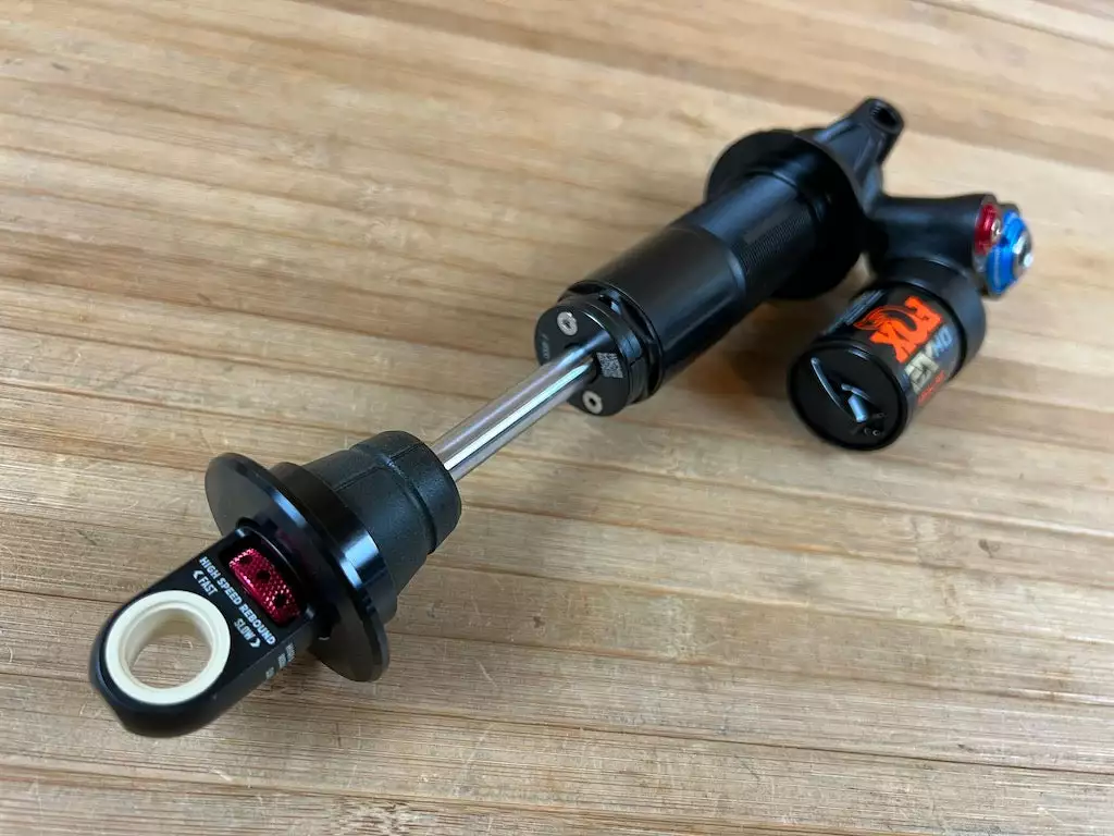 Fox DHX2 Factory Race 225x70mm Trunnion 2021 Dämpfer 7 Fox DHX2 Factory Race 225x70mm Trunnion 2021 Dämpfer – Bild 5