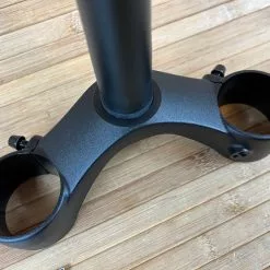 Manitou Dorado Brücke Mit Schaft Unten Ab 2021 57mm Offset -Neatflow Verkäufe IMG 2136 cb10adfa 54b3 469f 86bc 456343ddf6c6