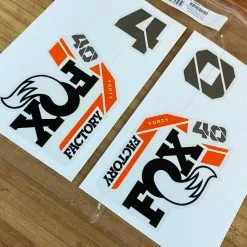 FOX 40 2021 Decal Kit Battleship Dekorbogen -Neatflow Verkäufe IMG 2748