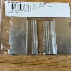 FOX Spezialwerkzeug Float X2 Shaft Clamps -Neatflow Verkäufe IMG 3076