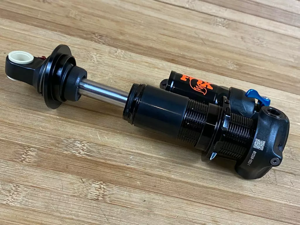 Fox DHX F-S 185 X 52,5 Trunnion 2022 Dämpfer 9 Fox DHX F-S 185 X 52,5 Trunnion 2022 Dämpfer – Bild 7