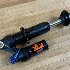 Fox DHX F-S 230 X 60 2022 Dämpfer -Neatflow Verkäufe IMG 3134