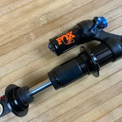 Fox DHX F-S 210 X 50 2022 Dämpfer 13 Fox DHX F-S 210 X 50 2022 Dämpfer -Neatflow Verkäufe IMG 3180