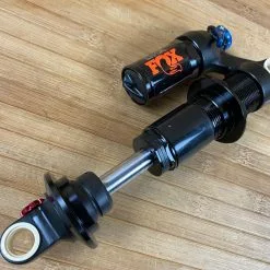 Fox DHX F-S 210 X 50 2022 Dämpfer 16 Fox DHX F-S 210 X 50 2022 Dämpfer -Neatflow Verkäufe IMG 3183