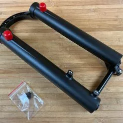 FOX 36 Casting / Lower 2021 29" Matte Black Boost -Neatflow Verkäufe IMG 3448 8079dddf 8b74 4441 8b39 69755dee87ff