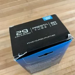 Vee Tire Schlauch 29" 2.6/3.25 Presta 60mm -Neatflow Verkäufe IMG 4028