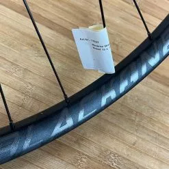 Reverse Black One Vorderrad VR 29" Boost 110 X 15mm Schwarz 14 Reverse Black One Vorderrad VR 29" Boost 110 X 15mm Schwarz -Neatflow Verkäufe IMG 4038 a23aa465 d72b 4072 955d 1d8b775e64ff