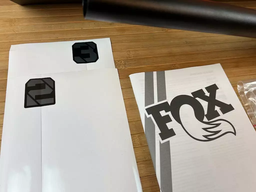 FOX 32 TC 2022 Kashima 40mm Gravel Federgabel 5 FOX 32 TC 2022 Kashima 40mm Gravel Federgabel – Bild 3