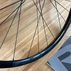 Race Face Aeffect R 30 Vorderrad VR 29" Boost Schwarz -Neatflow Verkäufe IMG 4344