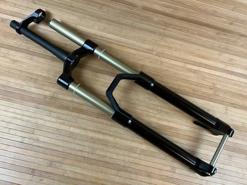 Intend Blackline Bandit 29" Federgabel 5 Intend Blackline Bandit 29" Federgabel – Bild 3