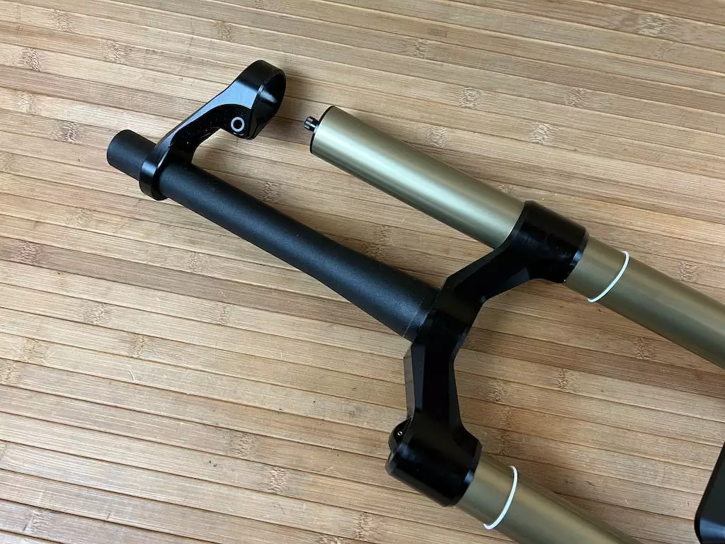 Intend Blackline Bandit 29" Federgabel 6 Intend Blackline Bandit 29" Federgabel – Bild 4