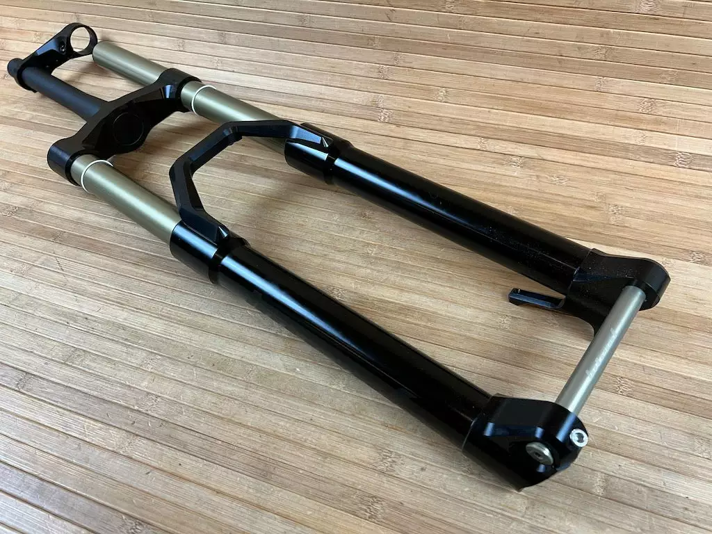 Intend Blackline Bandit 29" Federgabel 8 Intend Blackline Bandit 29" Federgabel – Bild 6