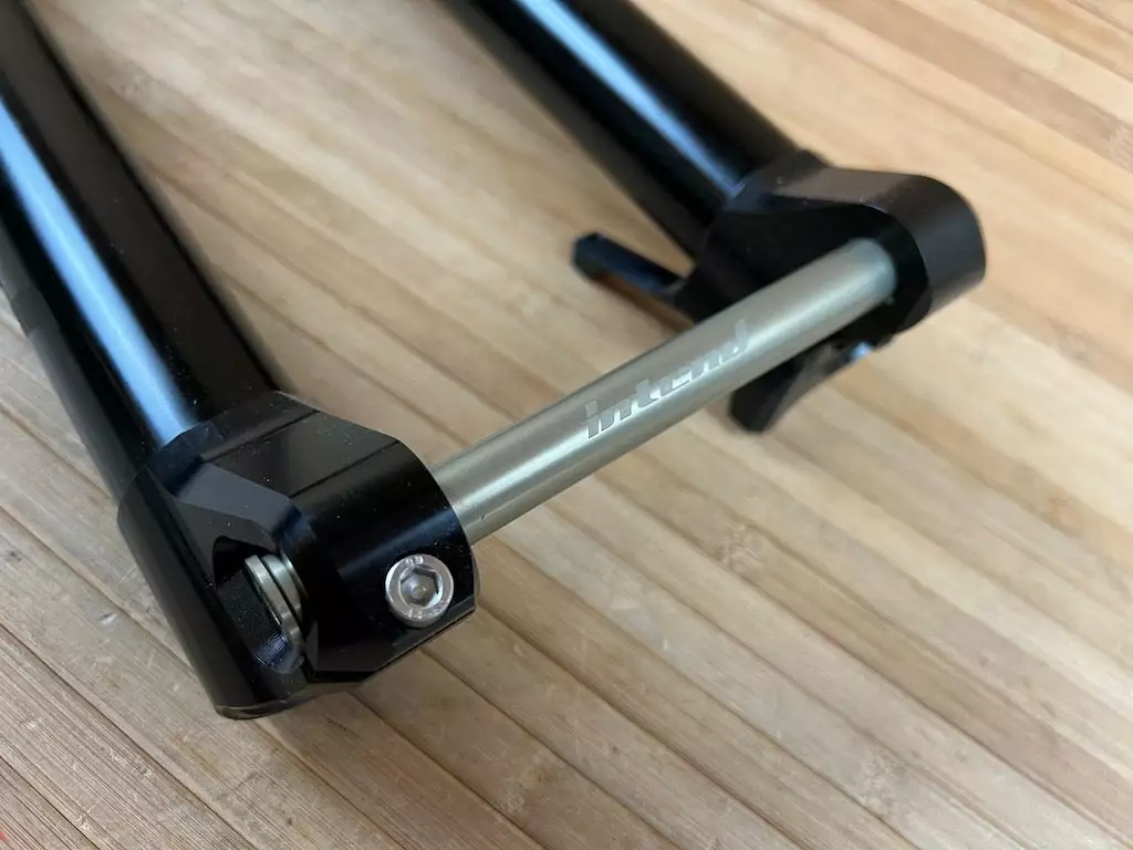 Intend Blackline Bandit 29" Federgabel 9 Intend Blackline Bandit 29" Federgabel – Bild 7