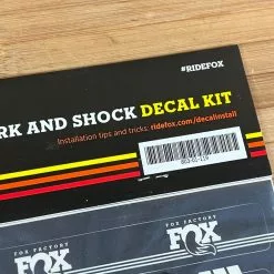 Fox Decal Kit Weiß Heritage Fork And Shock -Neatflow Verkäufe IMG 5031 ded1fe97 d410 49a0 8fe1 64e70bad24fc