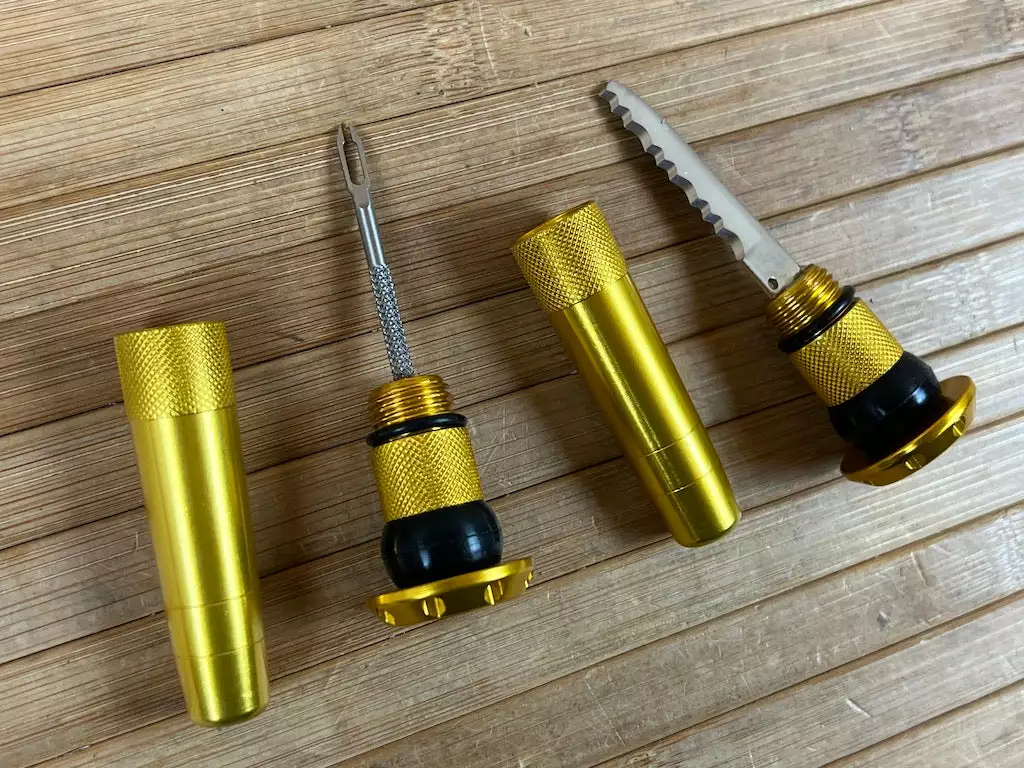 Muc-Off Stealth Tubeless Puncture Plug Set Gold 10 Muc-Off Stealth Tubeless Puncture Plug Set Gold – Bild 8