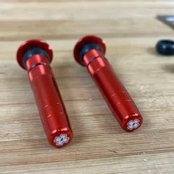 Muc-Off Stealth Tubeless Puncture Plug Set Rot -Neatflow Verkäufe IMG 5462 90296f06 5c63 457b ab28 c9894ed7a0c4