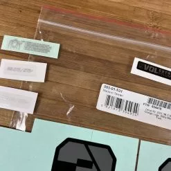 Fox Decal Kit 38 2021 F-S Orange Logo / Shiny Black -Neatflow Verkäufe IMG 5592