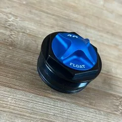 Fox 40 Topcap Assy Schwarz Float -Neatflow Verkäufe IMG 5809