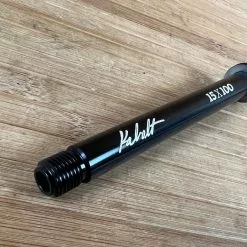 FOX Kabolt Achse Boost 100x15mm Black Axle -Neatflow Verkäufe IMG 5837 17871be1 f040 47df 959c 94dc5fde9ed3