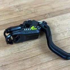 Magura MT7 PRO Bremsgriff 1-Finger HC Hebel -Neatflow Verkäufe IMG 5952 e427a0ce 1fbb 4fd3 b290 aa890cec9327