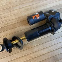 Fox DHX2 Factory 185x55mm Trunnion 2020 Dämpfer -Neatflow Verkäufe IMG 5957 scaled