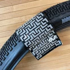 DMR Moto DJ Drahtreifen 26 X 2,2" 72TPI Reifen -Neatflow Verkäufe IMG 6078 5076a575 26bd 40ec b619 8df7c386605b